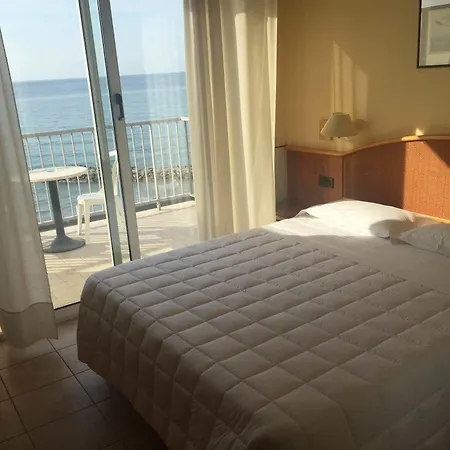 Croce Di Malta 3* Imperia