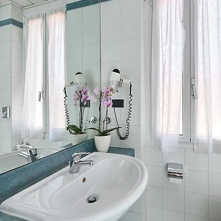Hotel Croce Di Malta 3*