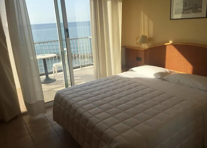 Croce Di Malta 3* Imperia